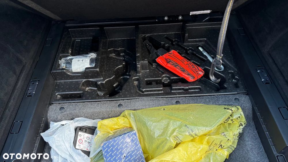 Mercedes-Benz ML 350 CDI 4Matic 7G-TRONIC DPF Grand Edition - 28