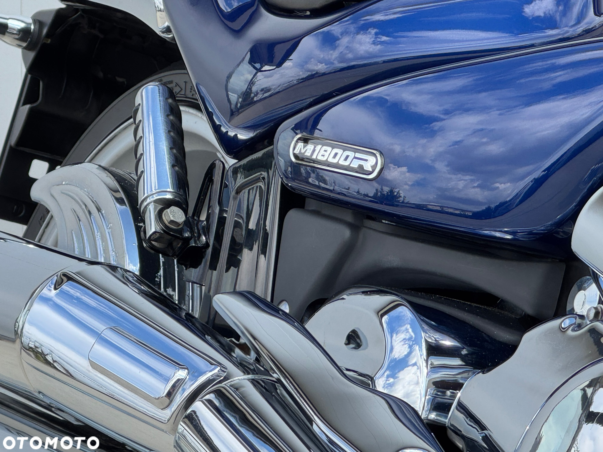 Suzuki Intruder - 15