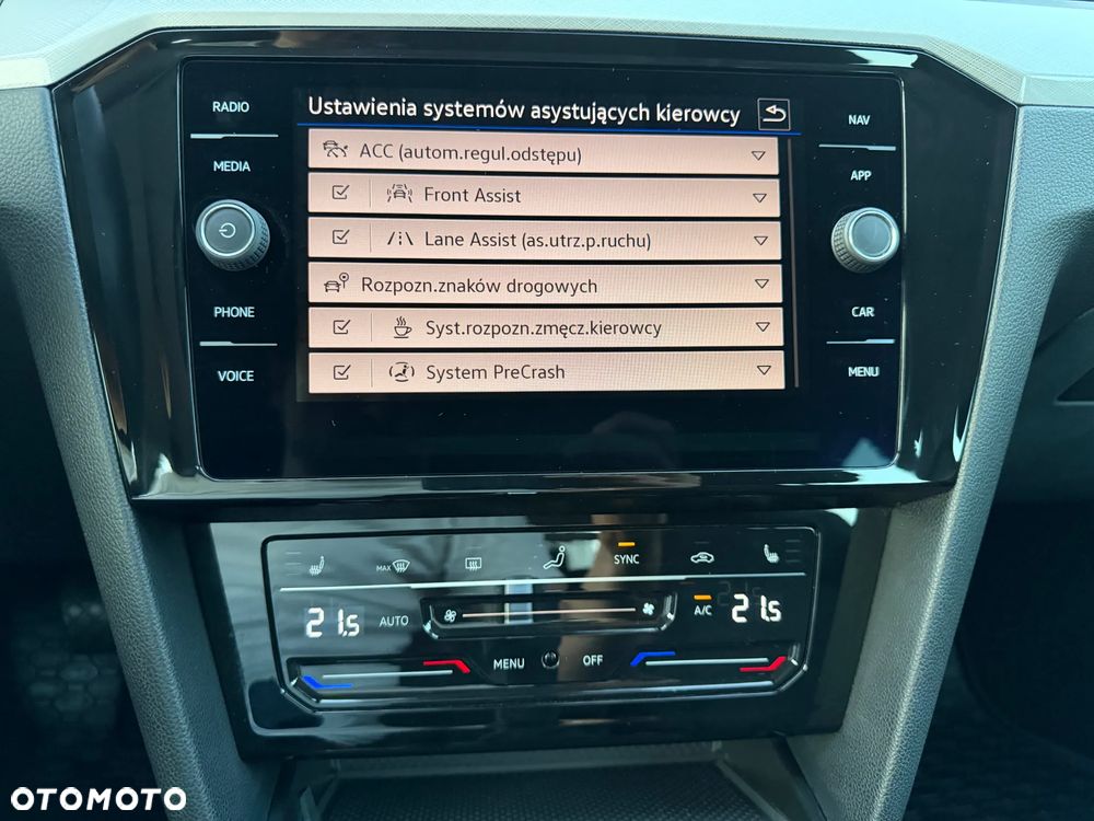 Volkswagen Passat Variant 2.0 TDI EVO Business DSG - 13