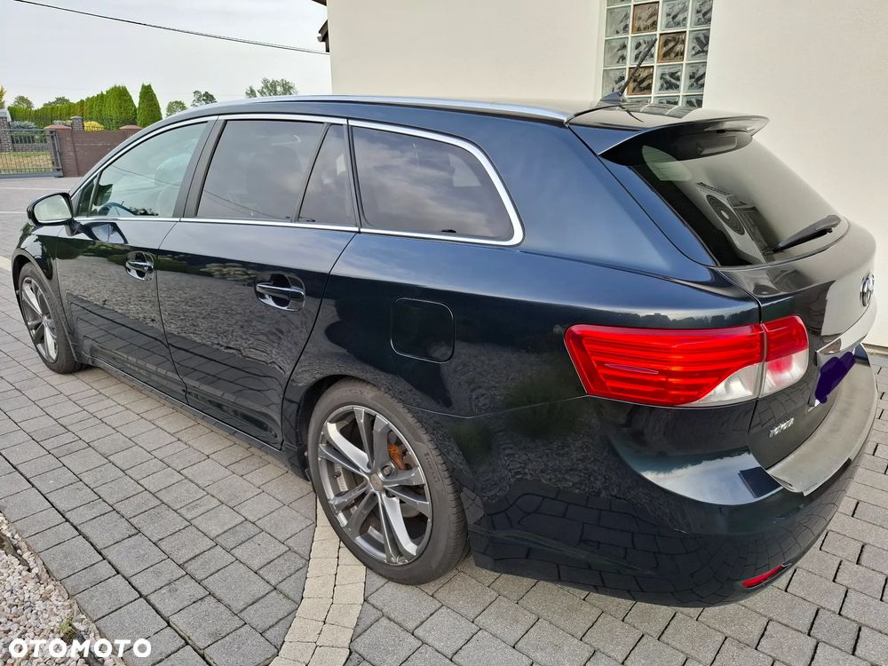 Toyota Avensis 1.8 Life - 2