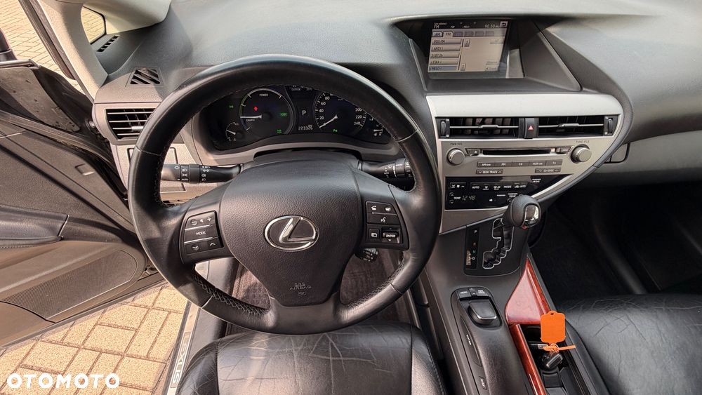 Lexus RX - 10