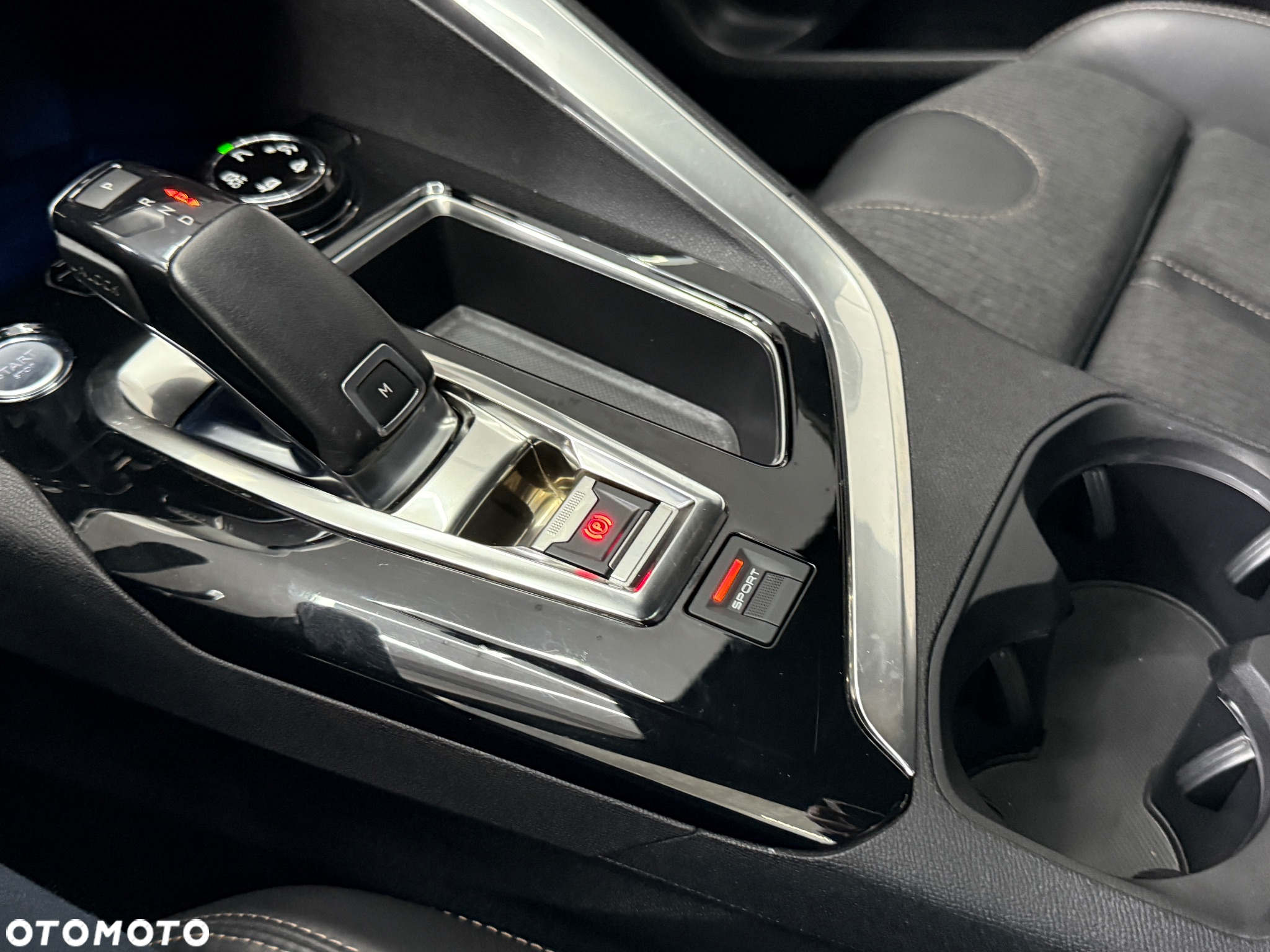 Peugeot 3008 THP 165 EAT6 Stop & Start Allure - 35