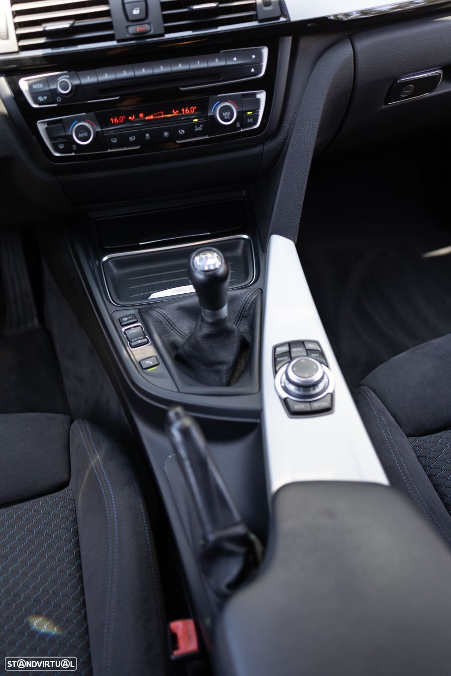 BMW 418 Gran Coupé d Pack M - 32