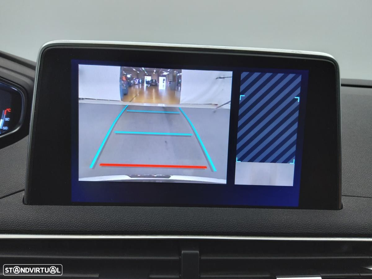 Peugeot 3008 PureTech 130 Stop & Start GPF EAT8 Active Business-Pack - 8