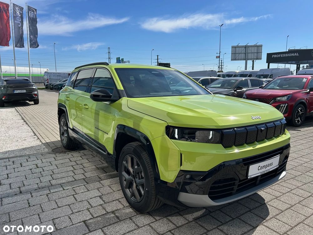 Jeep Compass 1.2 T3 mHEV First Edition FWD DCT - 4