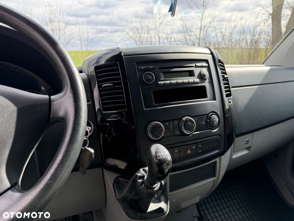 Mercedes-Benz Sprinter - 18