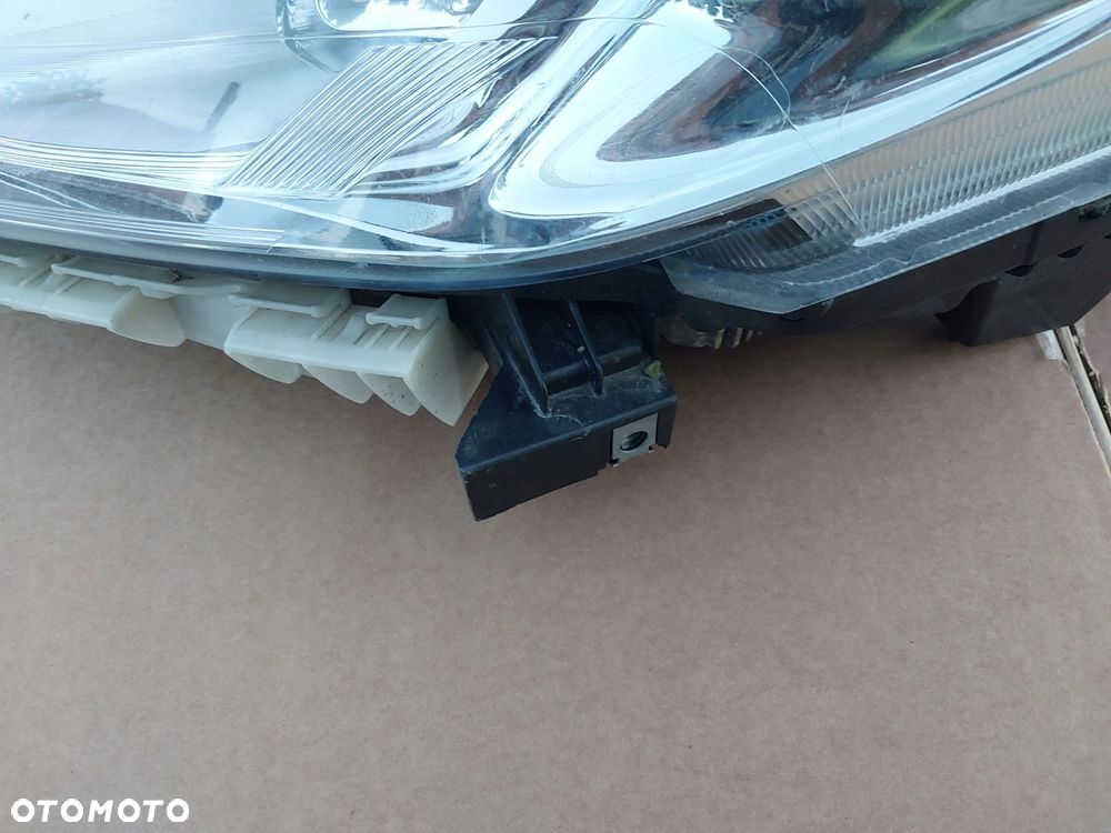 lampa lewy przód lewa nissan leaf oryginał ładny stan - 5