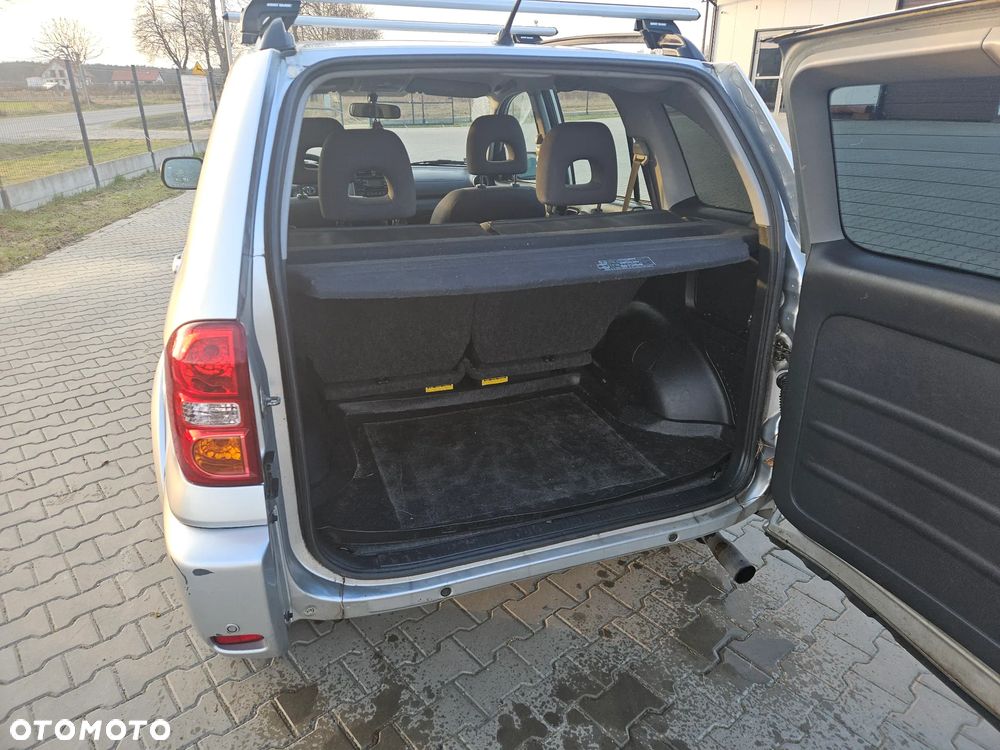 Toyota RAV4 2.0 VVT-i 4x4 - 8