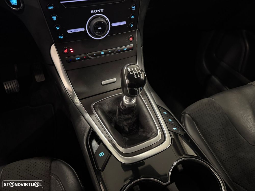 Ford Galaxy 2.0 TDCi Titanium - 43