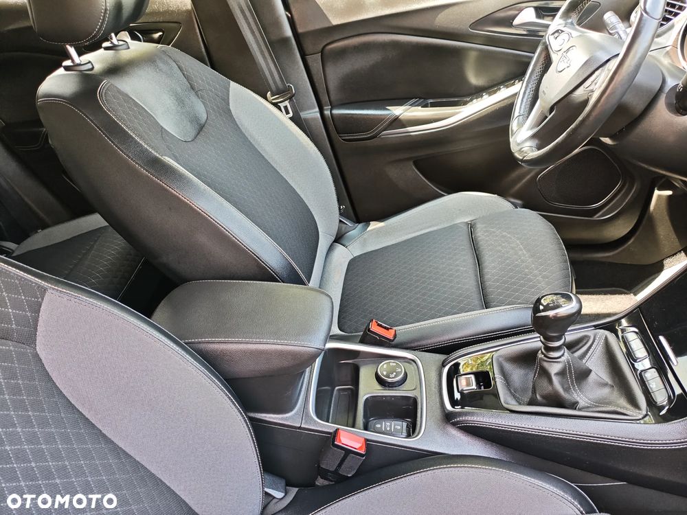 Opel Grandland X 1.5 CDTI Ultimate S&S - 26