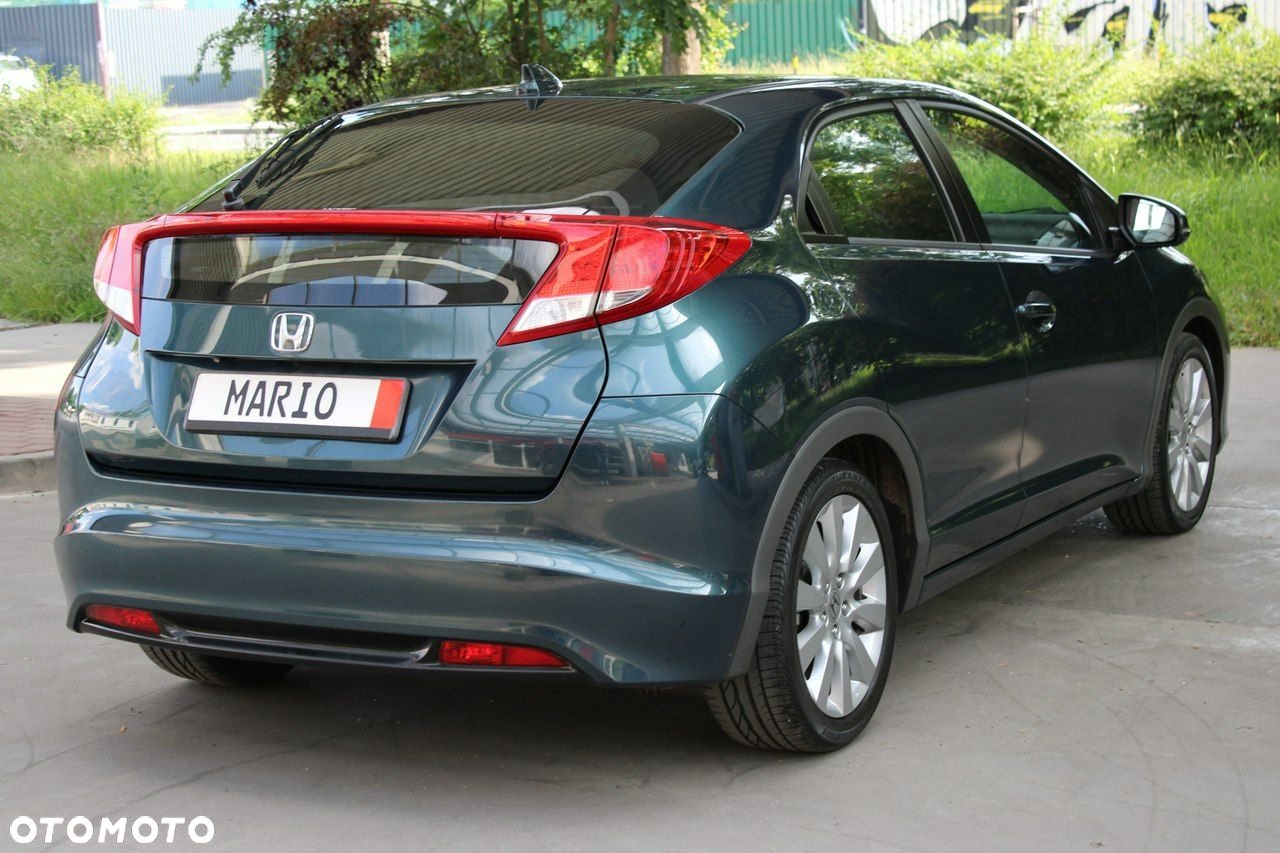 Honda Civic 1.8 i-VTEC Sport - 18