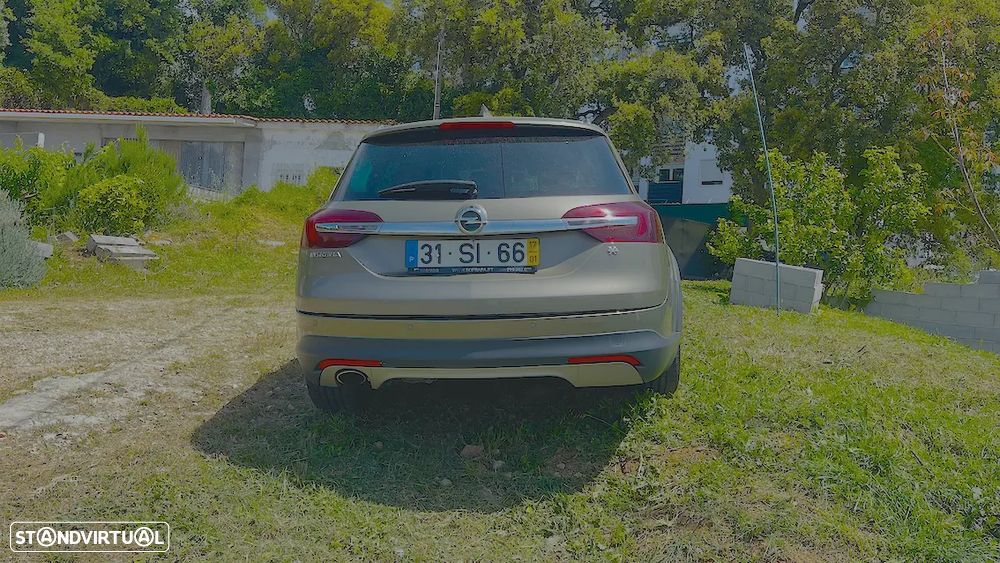Opel Insignia Country Tourer 2.0 CDTi AWD S/S - 10