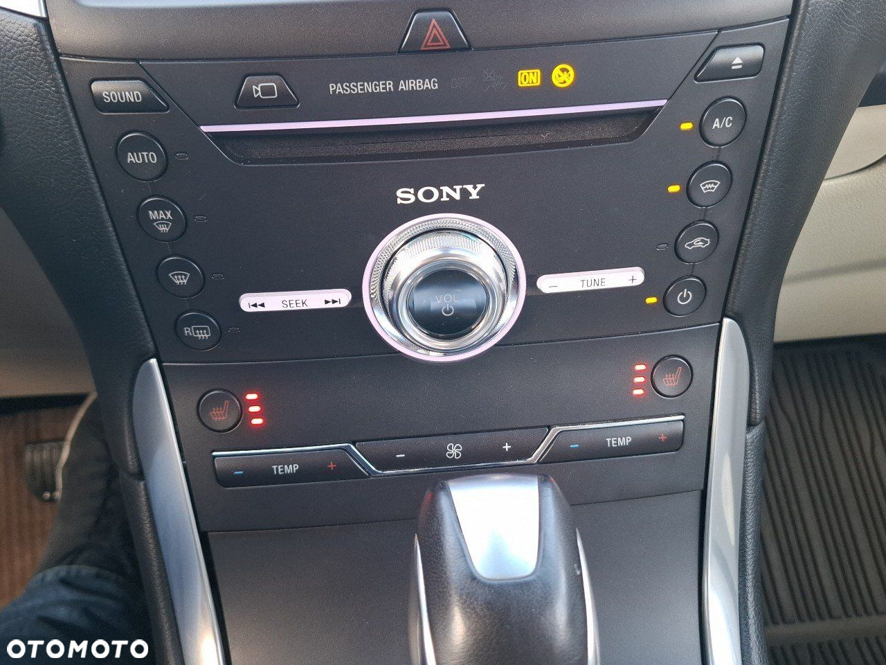 Ford Edge 2.0 TDCi Twin-Turbo 4WD Titanium - 28