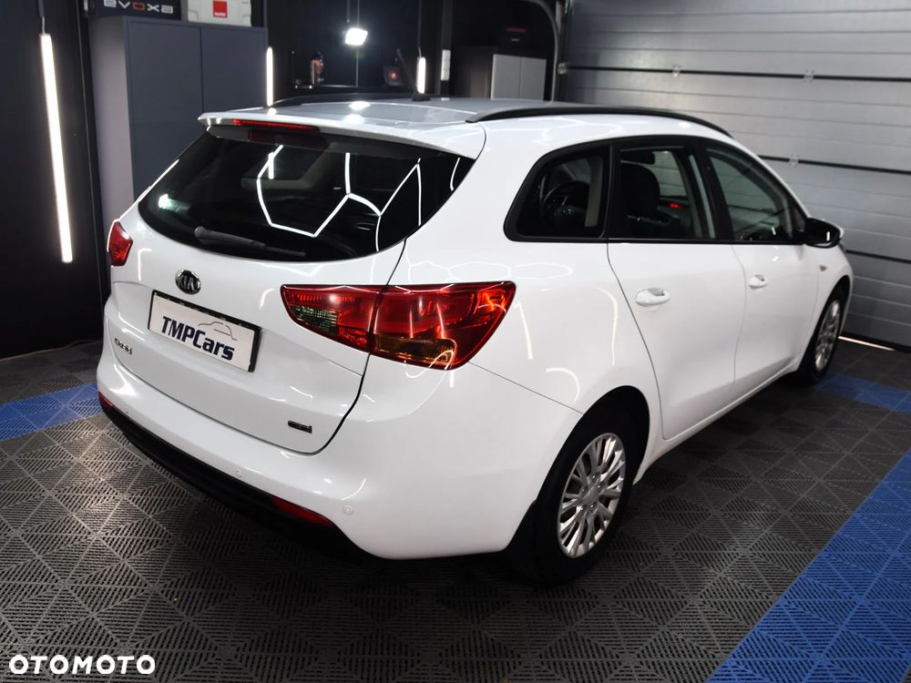 Kia Ceed Cee'd 1.6 CRDi S - 23