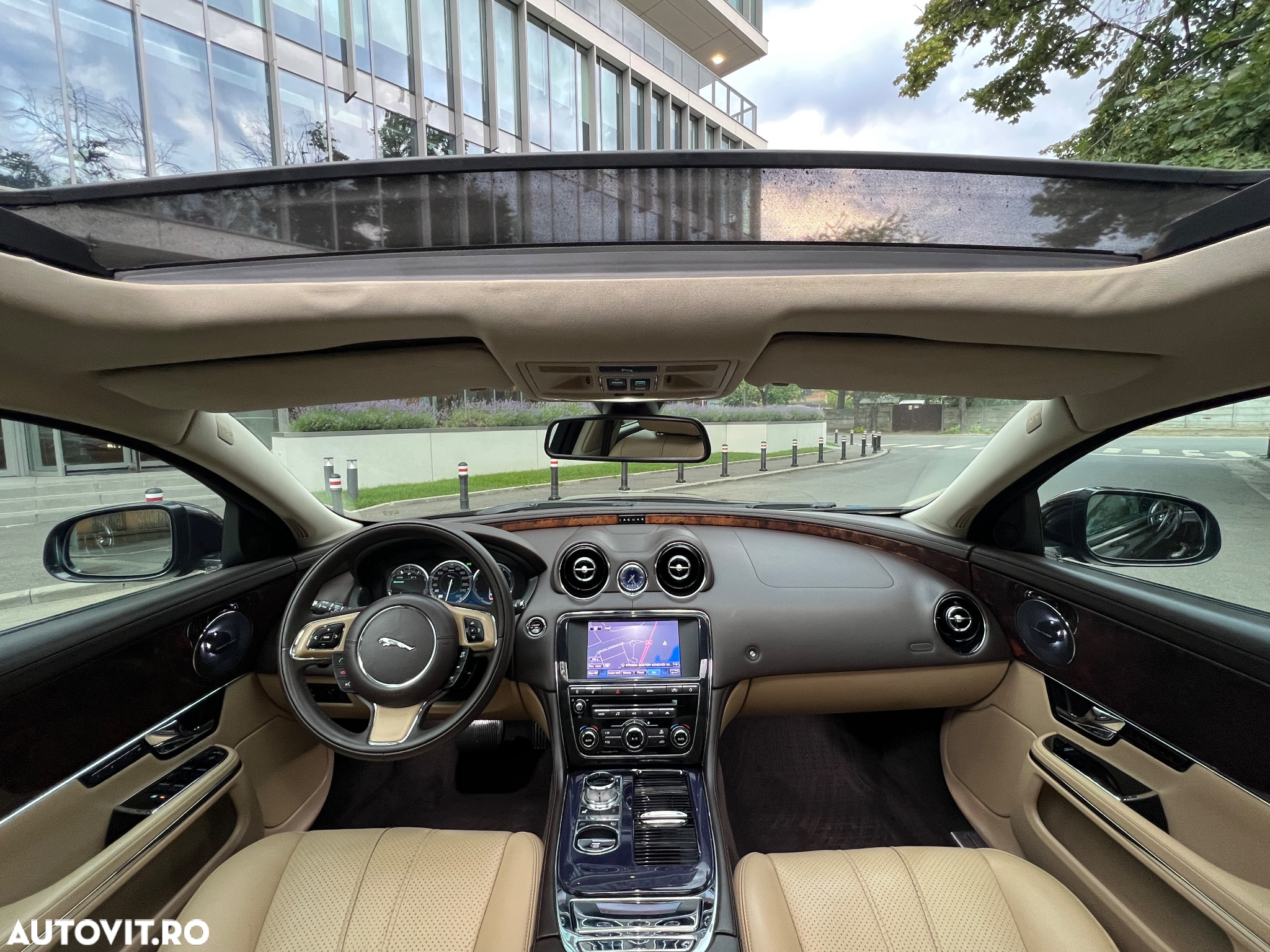 Jaguar XJ 3.0 V6 Premium Luxury Aut SWB - 11