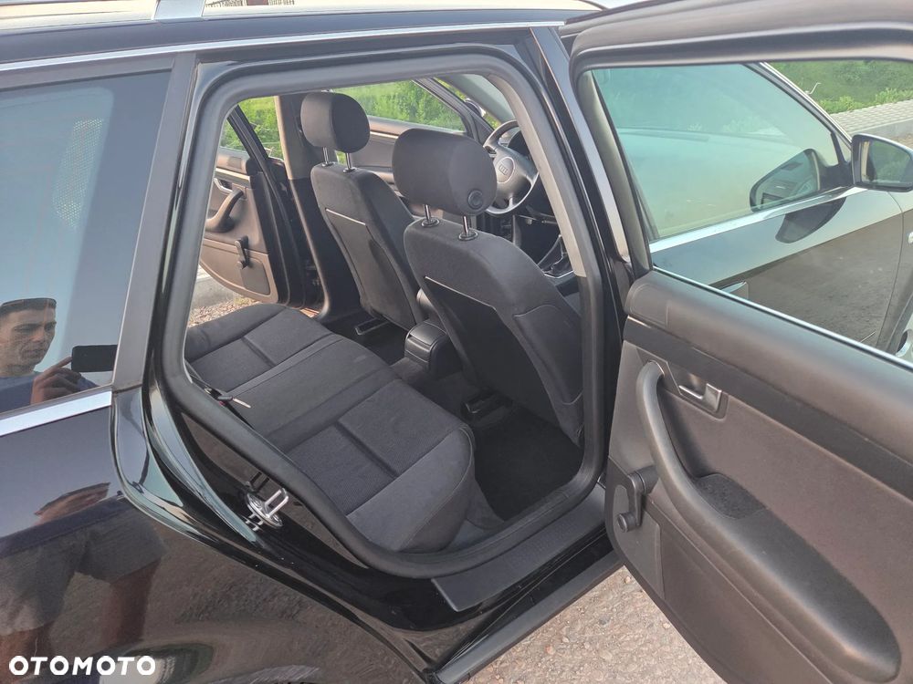 Audi A4 Avant 1.9 TDI - 10
