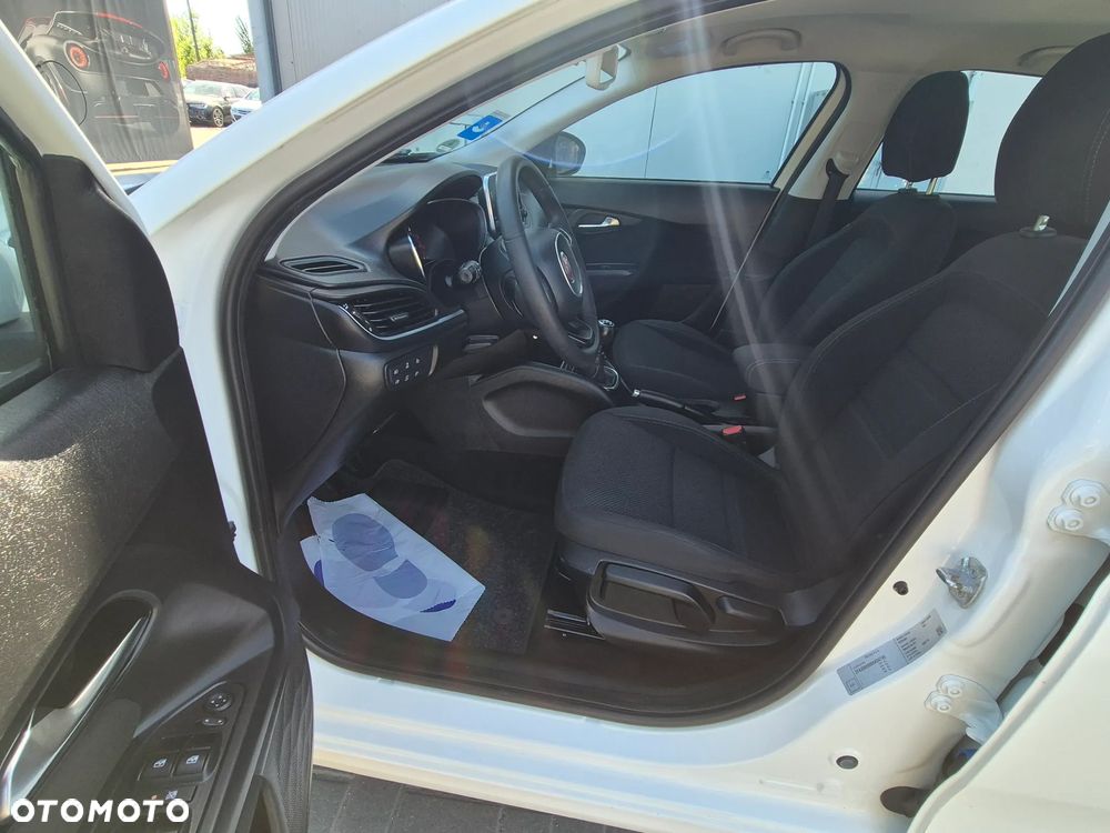 Fiat Tipo 1.6 MultiJet Business Line - 24