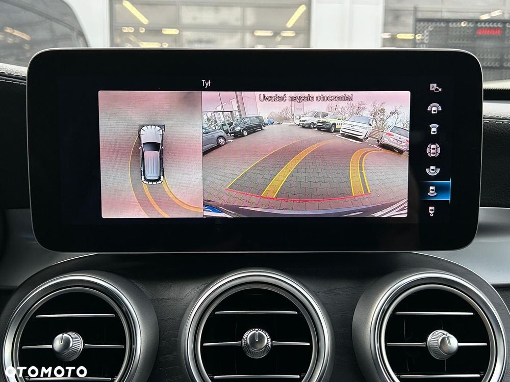 Mercedes-Benz GLC 300 d 4-Matic - 25