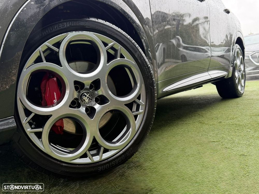 Alfa Romeo Tonale 1.5 Hybrid Edizione Speciale - 5