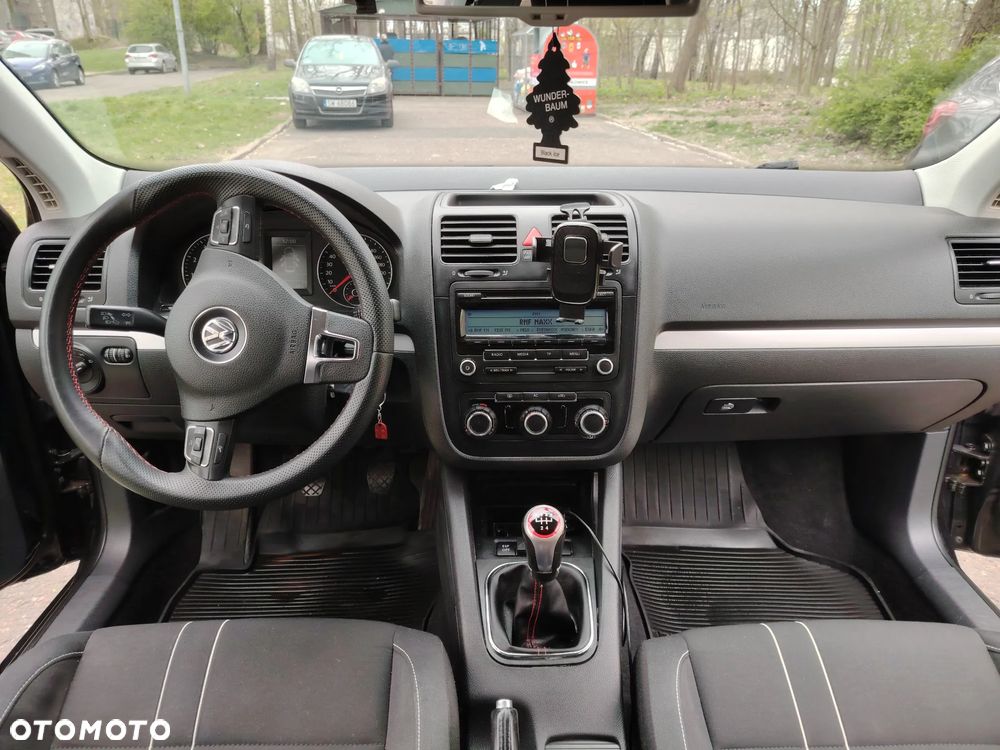 Volkswagen Jetta 1.6 Comfortline - 6