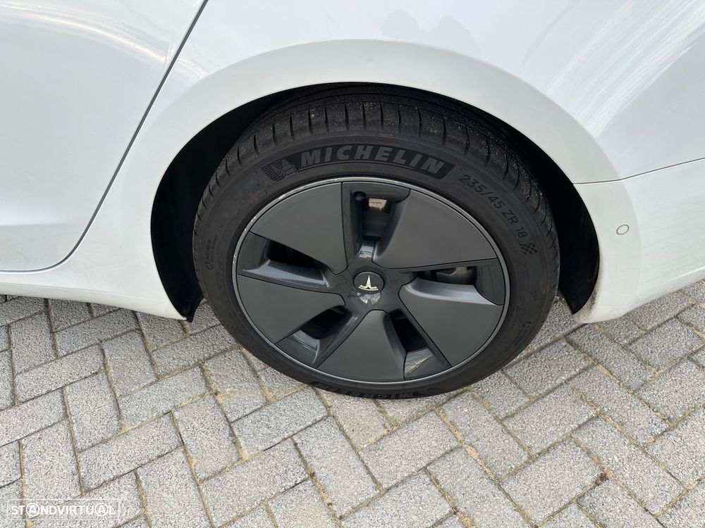 Tesla Model 3 Standard Range Plus RWD - 10