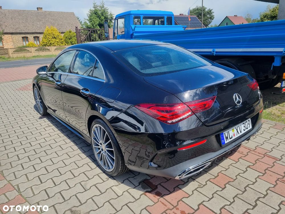 Mercedes-Benz CLA 220 4Matic 7G-DCT AMG Line - 2