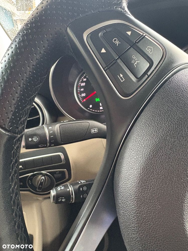 Mercedes-Benz GLC - 27