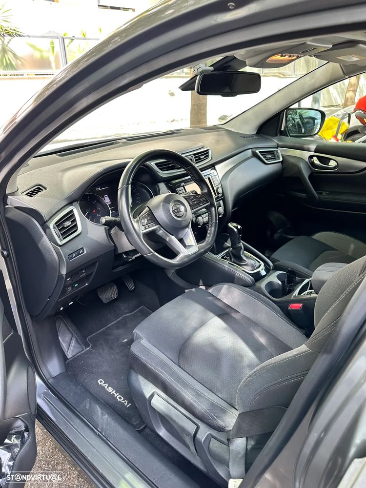 Nissan Qashqai 1.2 DIG-T Xtronic N-Connecta - 17