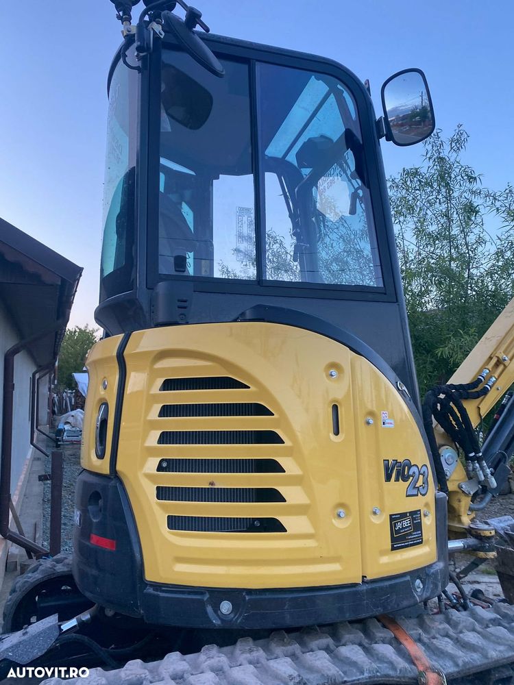 Yanmar Vio23 - 11