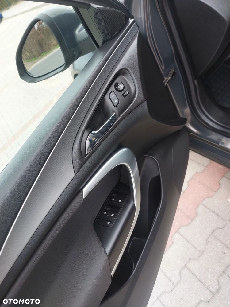 Opel Insignia 1.6 CDTI Edition - 25