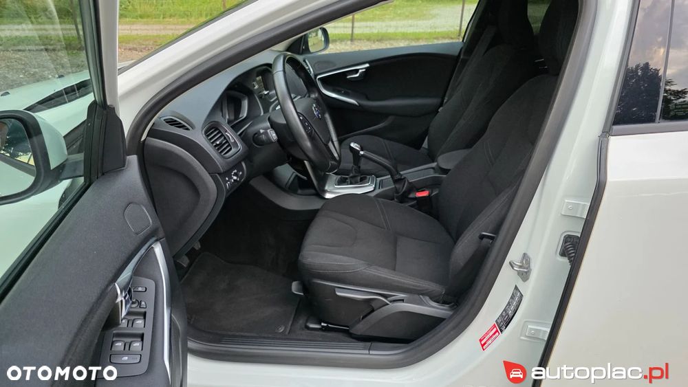 Volvo V40 T2 You - 11