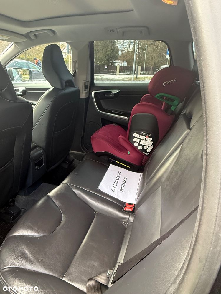 Volvo XC 60 T5 Geartronic Kinetic - 9