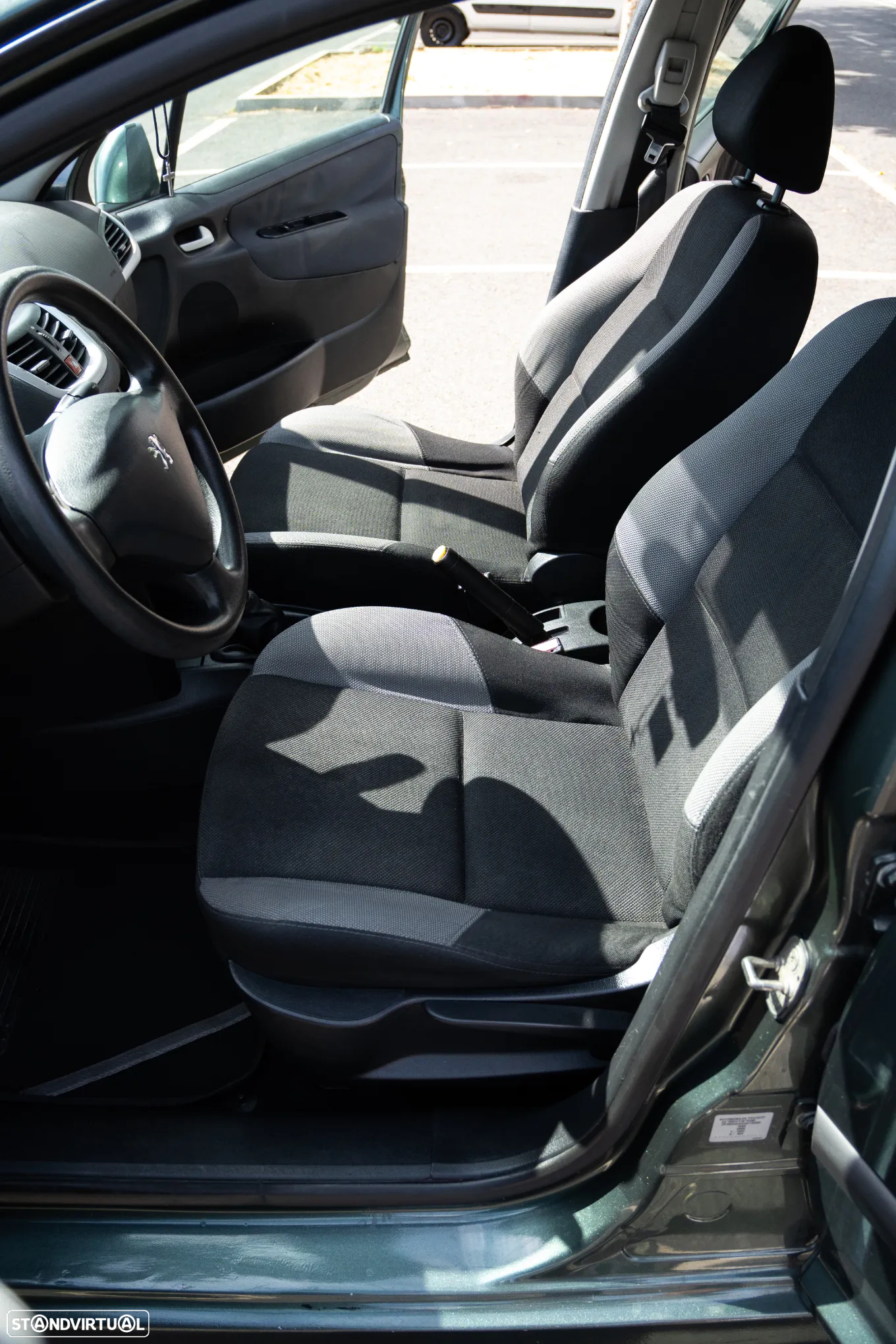 Peugeot 207 - 9