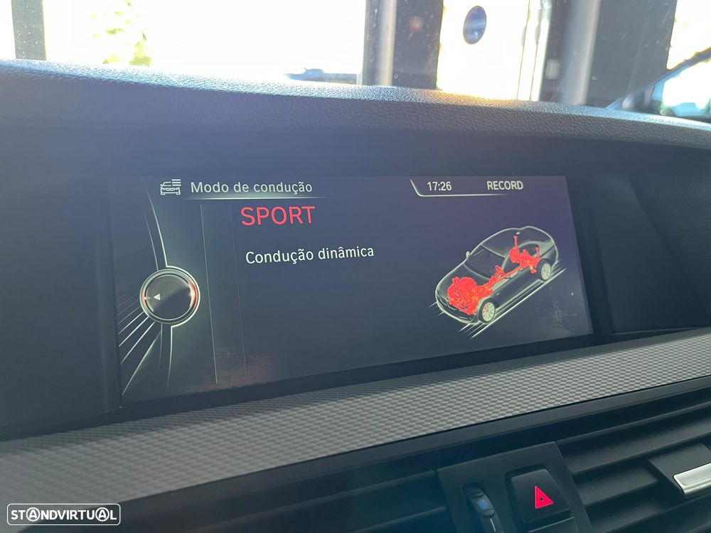 BMW 520 d Pack M Auto - 29