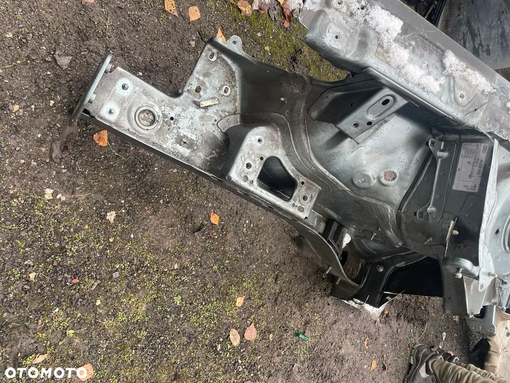 FARTUCH PODŁUŻNICA PRAWA AUDI A3 8P LIFT - 3