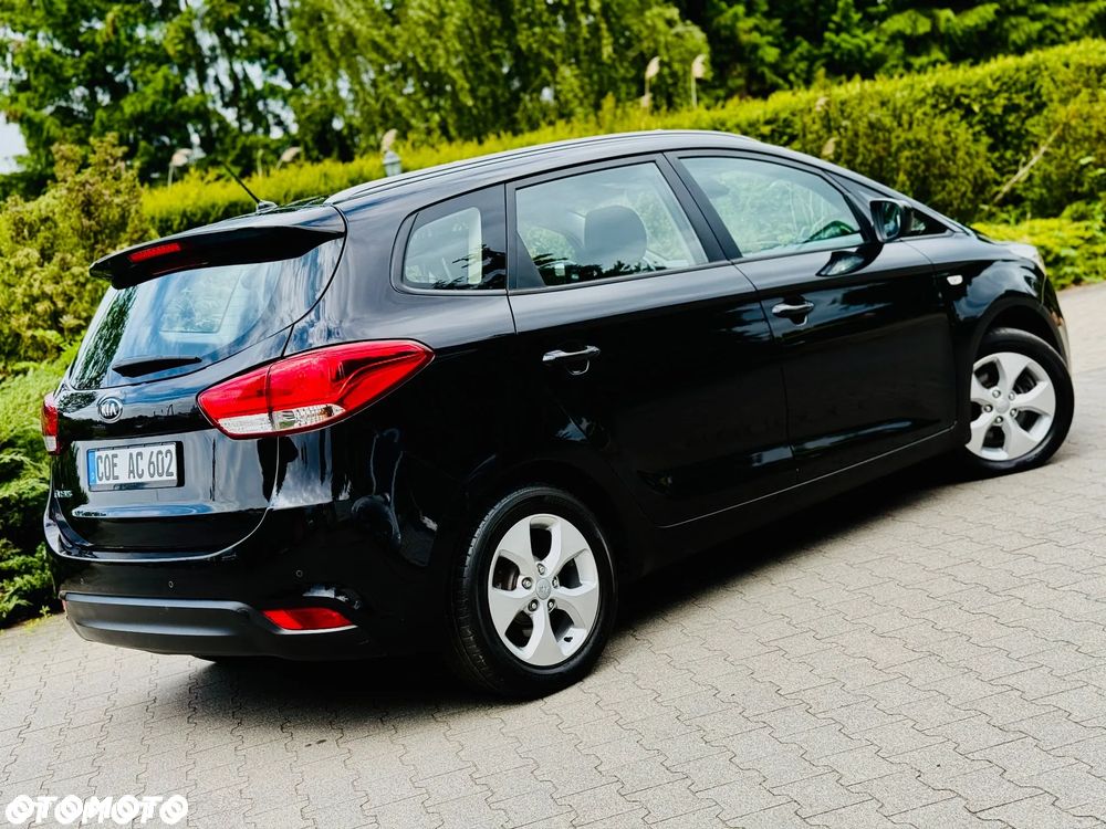 Kia Carens 1.6 GDI Dream Team Edition - 19
