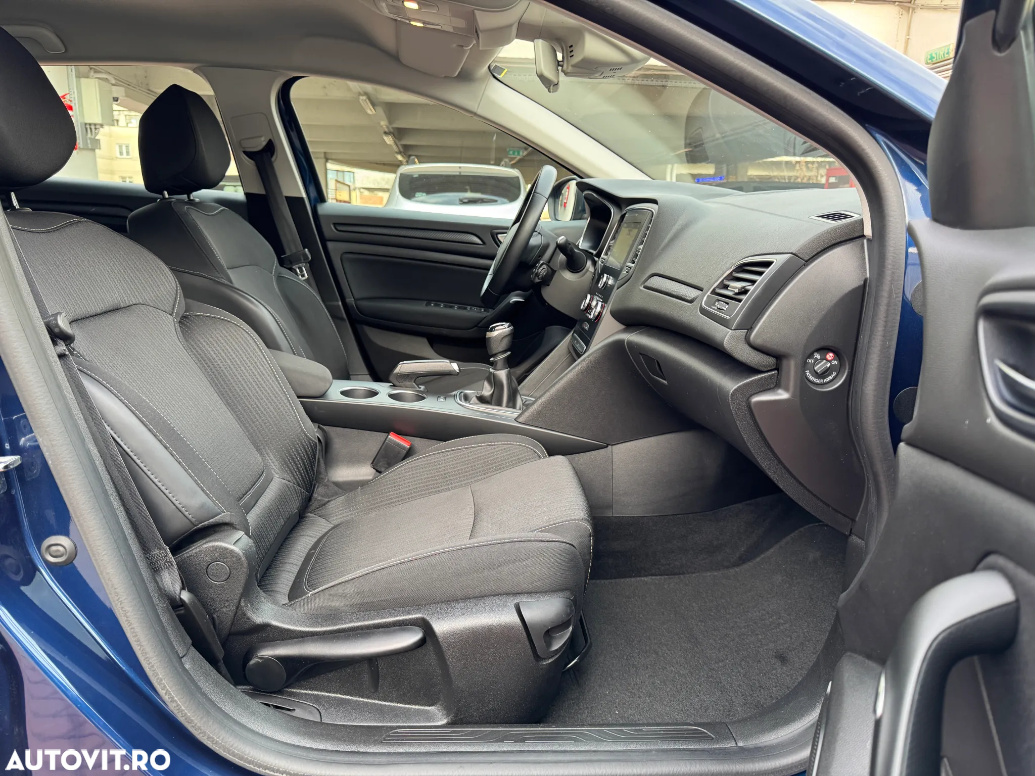 Renault Megane Grandtour BLUE dCi 115 BUSINESS EDITION - 15