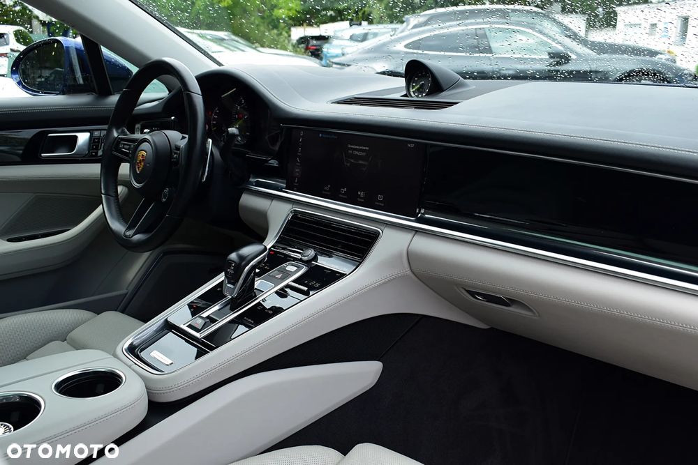 Porsche Panamera 4S E-Hybrid - 10