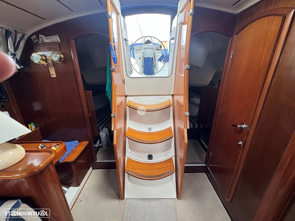 Beneteau Oceanis 381 Clipper - 12