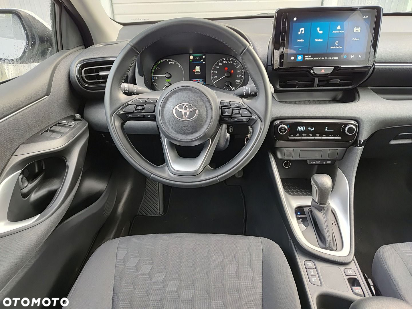 Toyota Yaris Hybrid 1.5 Comfort - 12