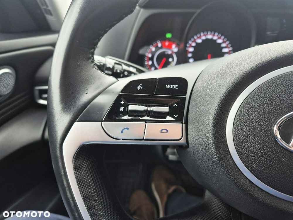 Hyundai Elantra - 17