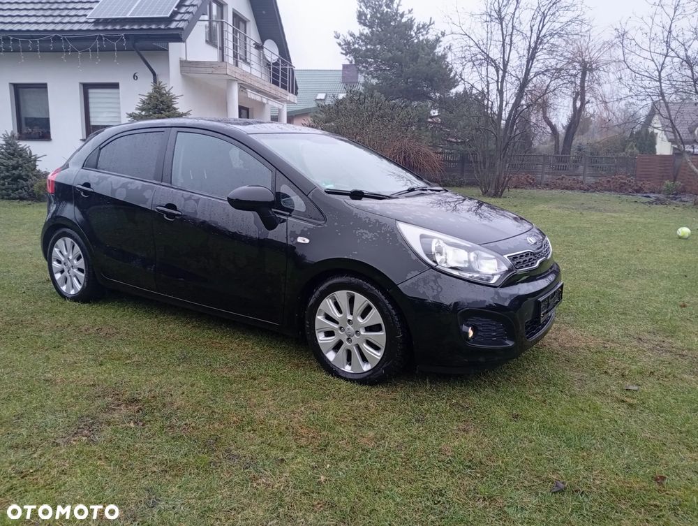 Kia Rio 1.4 Fifa World Cup Edition - 7