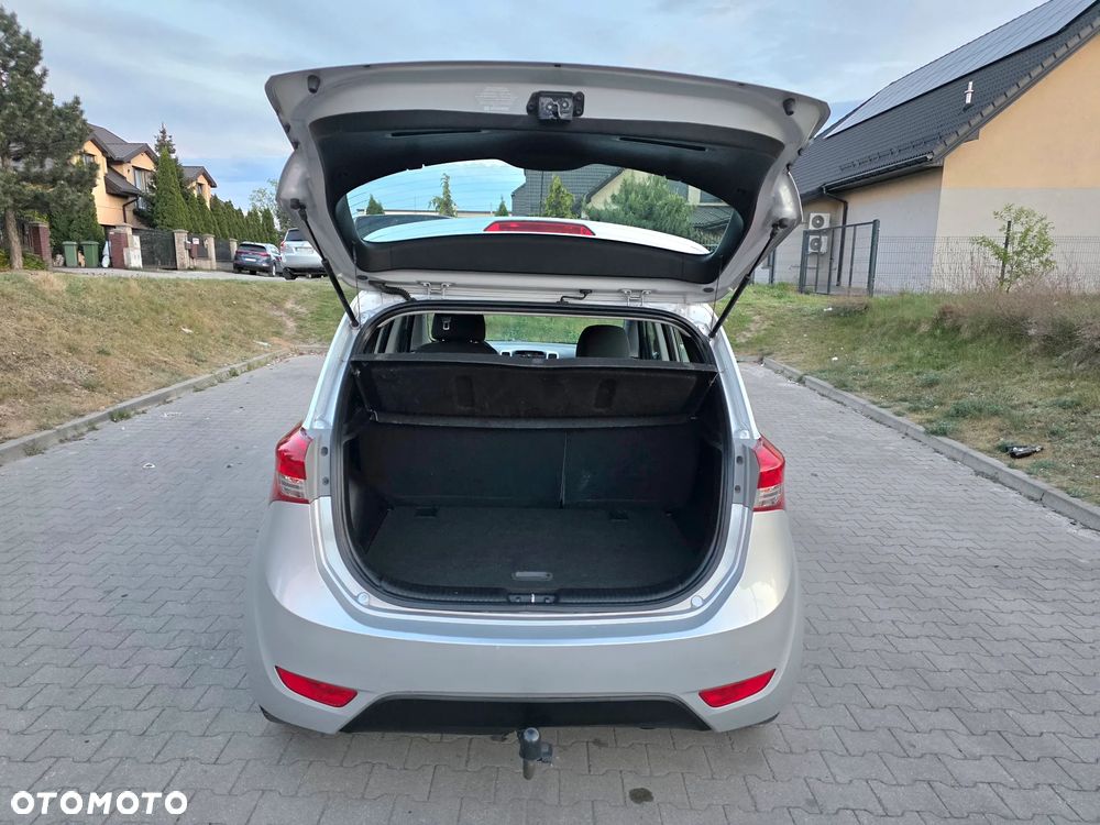 Hyundai ix20 - 13