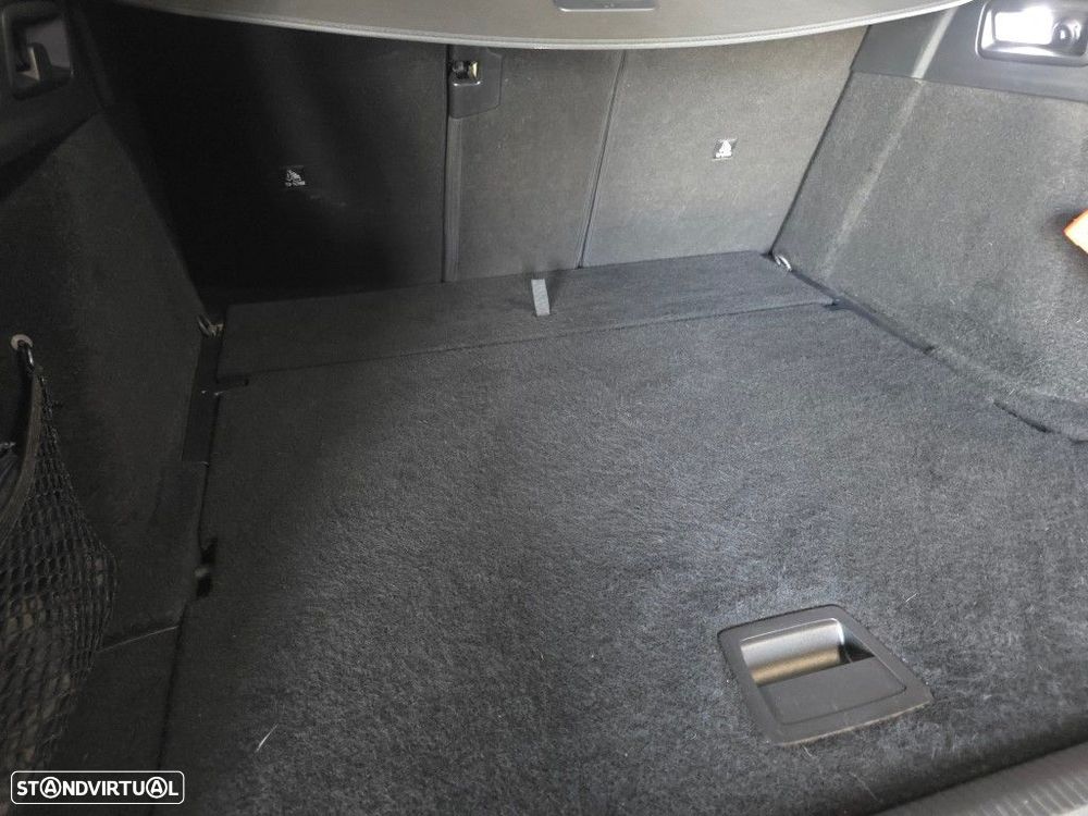 Peugeot 308 SW 1.5 BlueHDi Allure EAT8 - 22