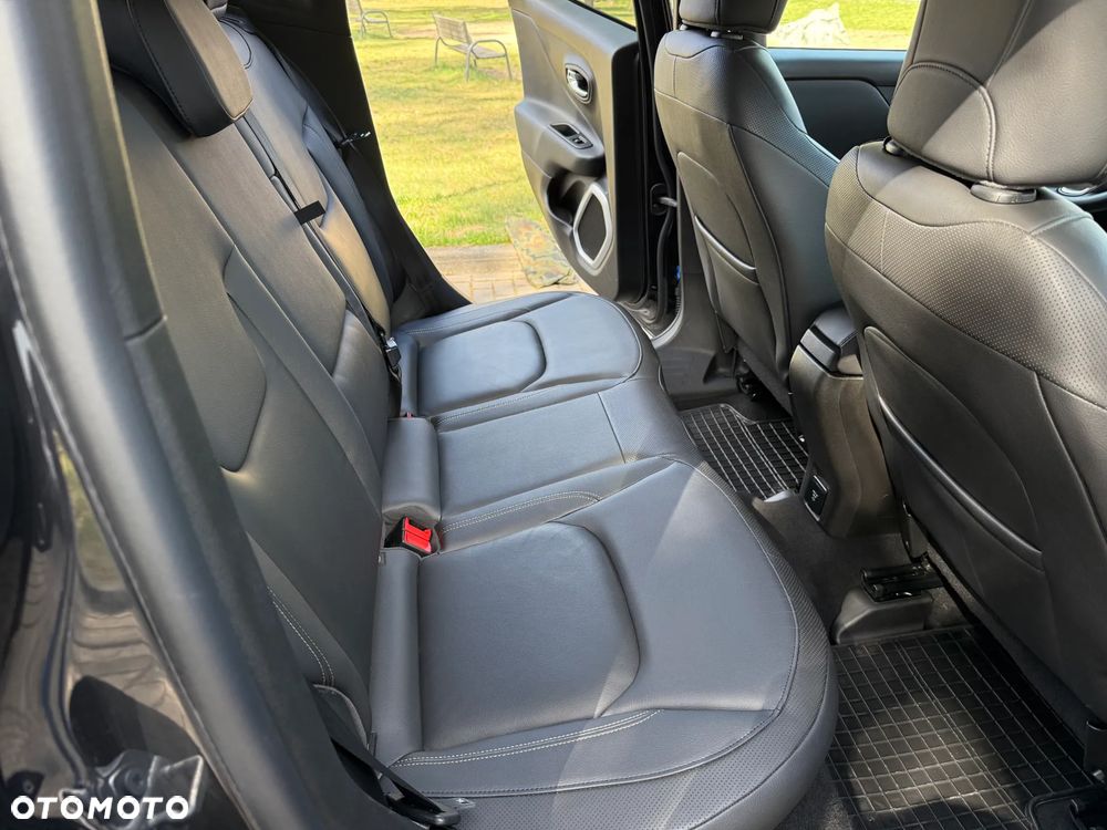 Jeep Renegade - 18