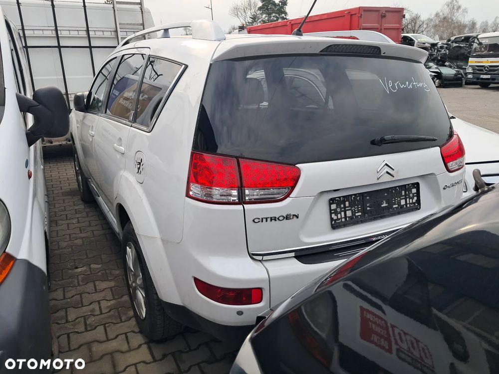 Citroen C-Crosser 2.2 HDI Biały Części karoseria silnik wnętrze felgi - 5
