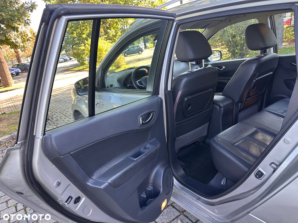 Renault Koleos 2.0 dCi FAP 4x4 Expression - 19