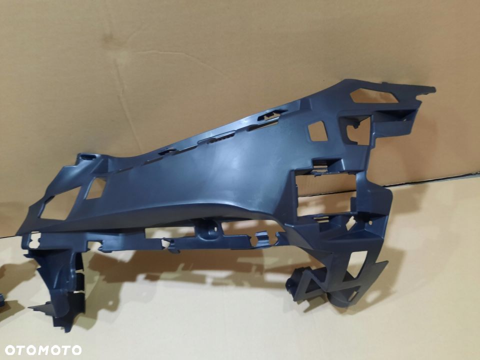 MERCEDES W213 WZMOCNIENIE A2138852300 A2138852400 - 2