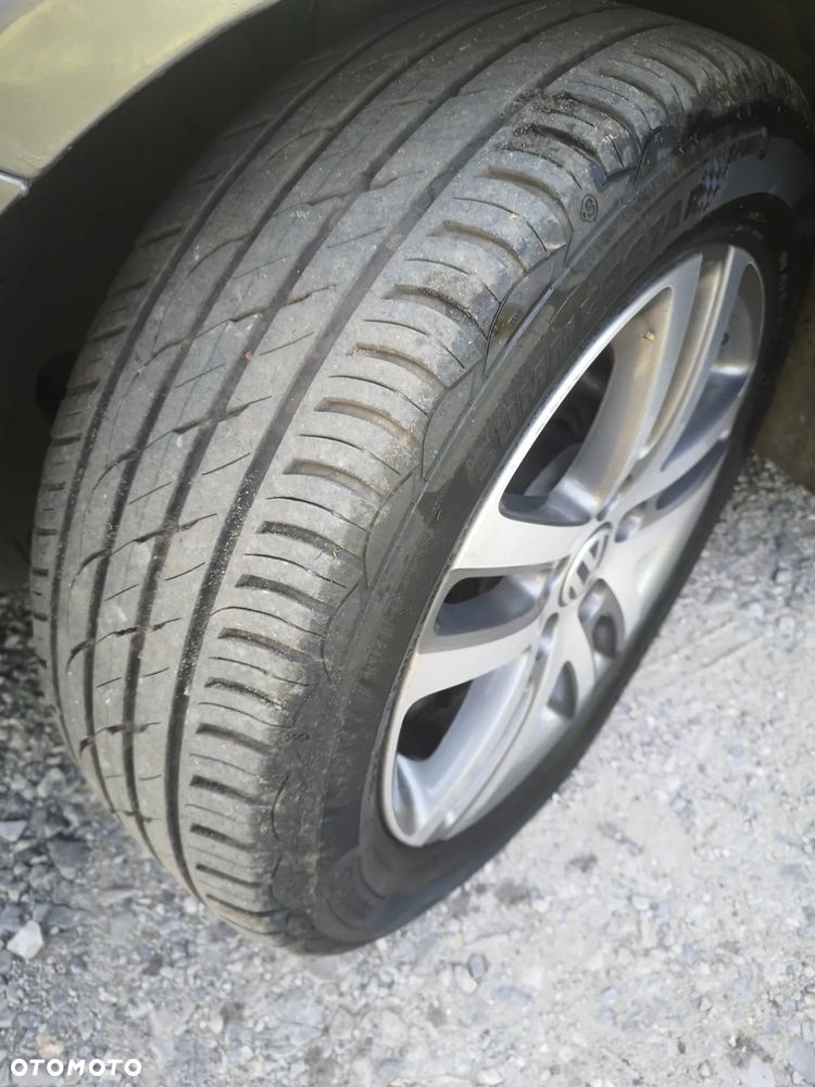 Volkswagen Touran 1.4 TSI Comfortline - 25