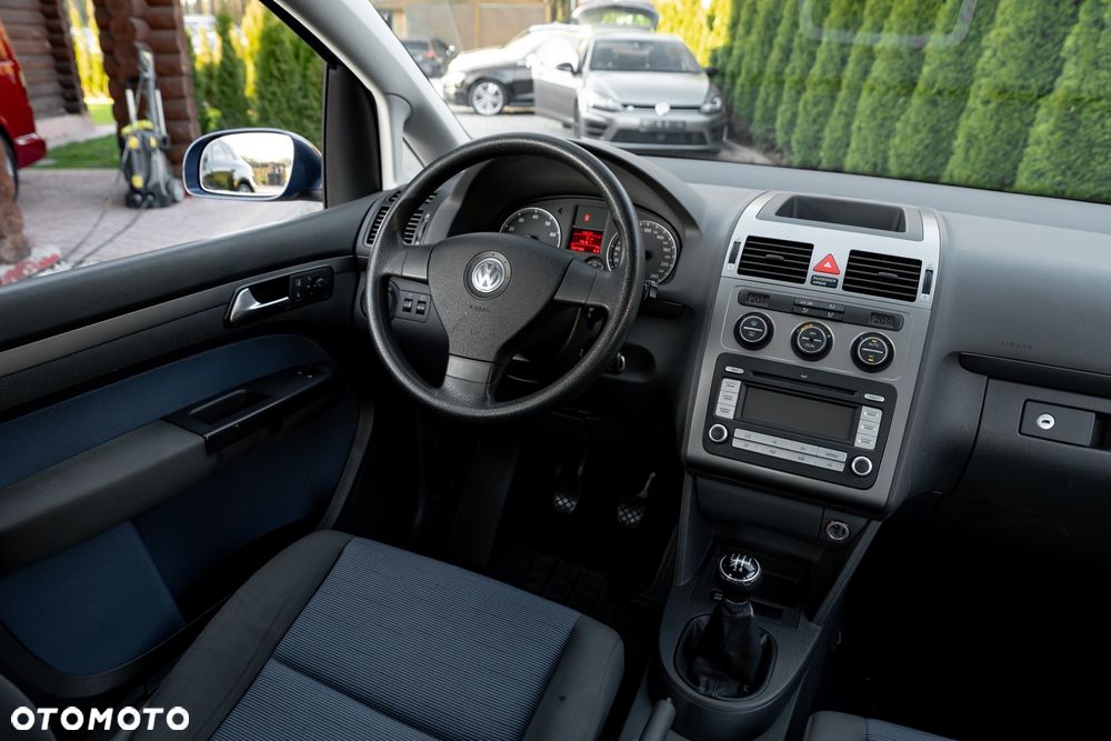 Volkswagen Touran 1.6 - 26